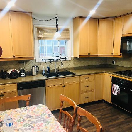 Entire Detached 3-Bedrooms Cute Home In Cornwall Area Extérieur photo
