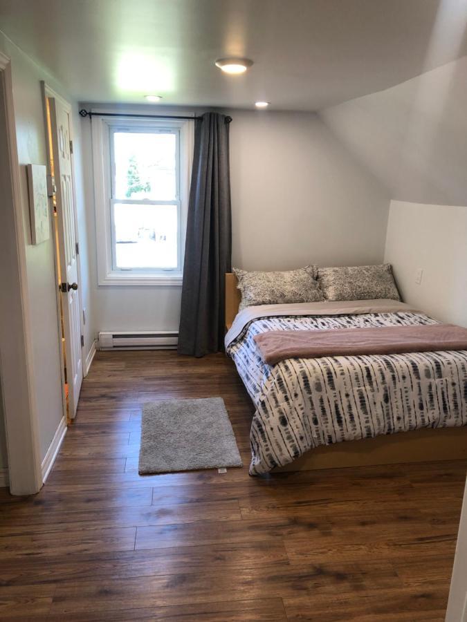 Entire Detached 3-Bedrooms Cute Home In Cornwall Area Extérieur photo